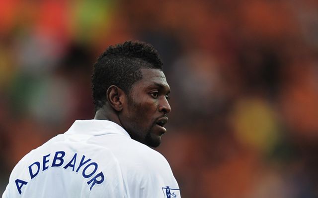 Striker Tottenham Emmanuel Adebayor Memeluk Islam