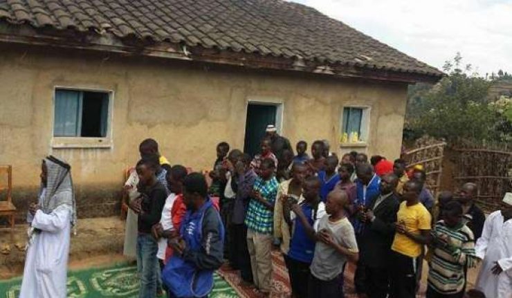 Pendeta di Rwanda dan 480 Jemaatnya Masuk Islam, Gereja Dirubah jadi Masjid