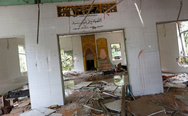 Masjid, Sekolah dan Pemakaman Muslim, Kembali Dihancurkan di Myanmar