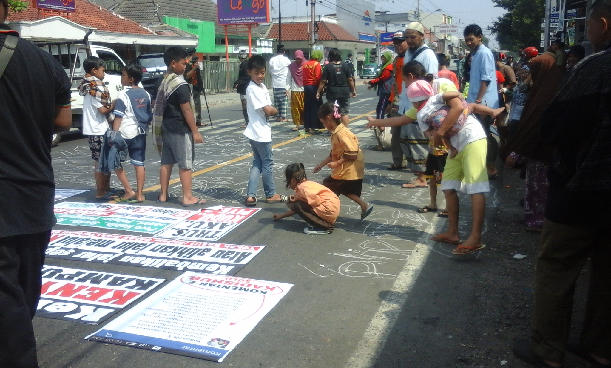 Untuk Kesekian Kalinya, Warga Laweyan Demo Tolak Tolak SSA