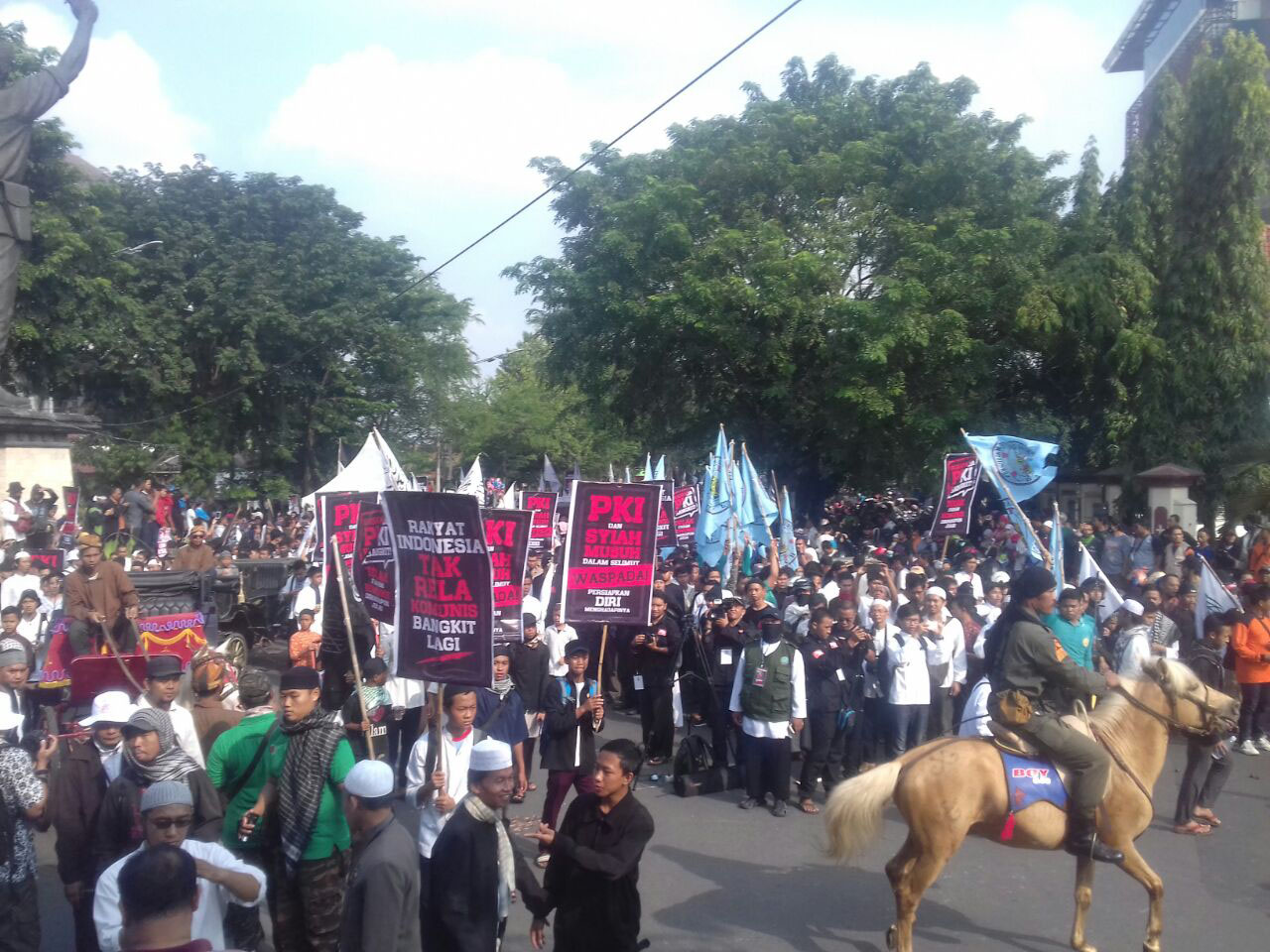 Apel Siaga Waspada PKI Dipadati Ratusan Ribu Umat Islam Soloraya