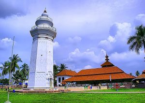 Rusuh Resah Perda Bernuansa Syariat