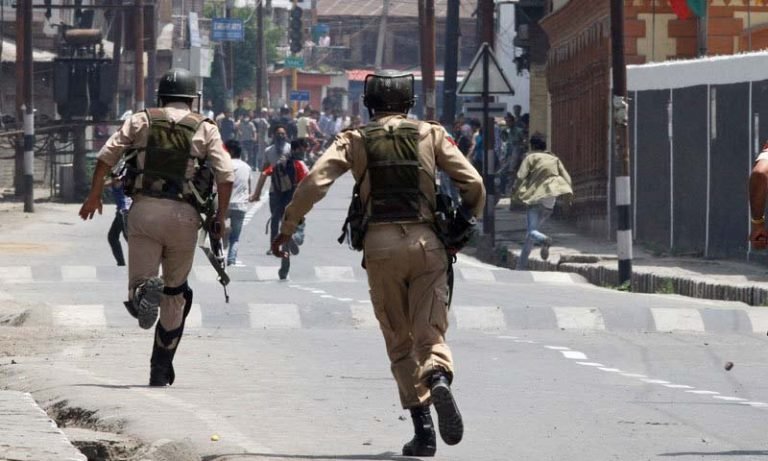 Kashmir Kutuk Diamnya Dunia atas Pembunuhan 19 Muslim oleh Pasukan India