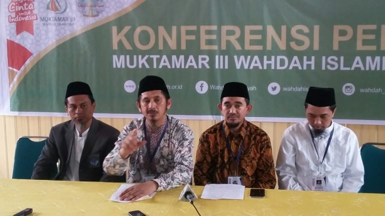 Pembukaan Muktamar III Wahdah Islamiyah: Imam Masjidil Haram Wisuda 180 Penghafal Al Quran