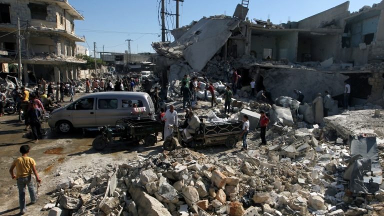 Lagi, Serangan Udara Syiah Assad Bunuh 20 Lebih Warga Sipil di Aleppo