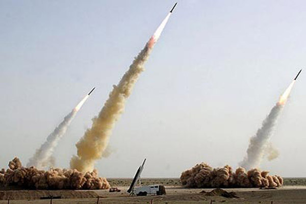 Saudi Tembak Jatuh Rudal Balistik Syiah Houthi