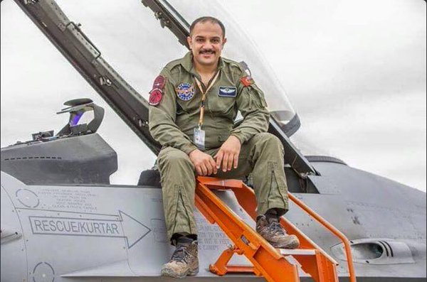 Pilot Turki yang Jatuhkan Jet Tempur Rusia Ikut Ditahan Pasca Kudeta