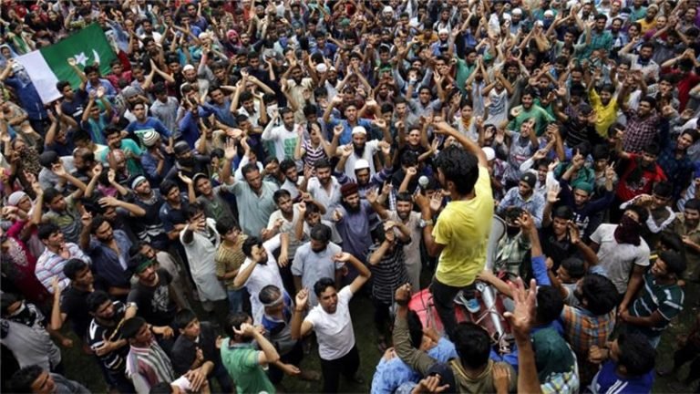 5 Tewas dan 20 Terluka dalam Bentrokan Terbaru Pasukan India dengan Warga Kashmir