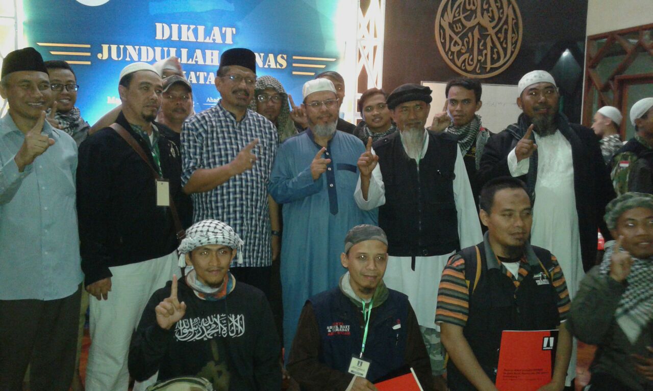 KH Athian: Syiah telah Sempurna Menghina Islam