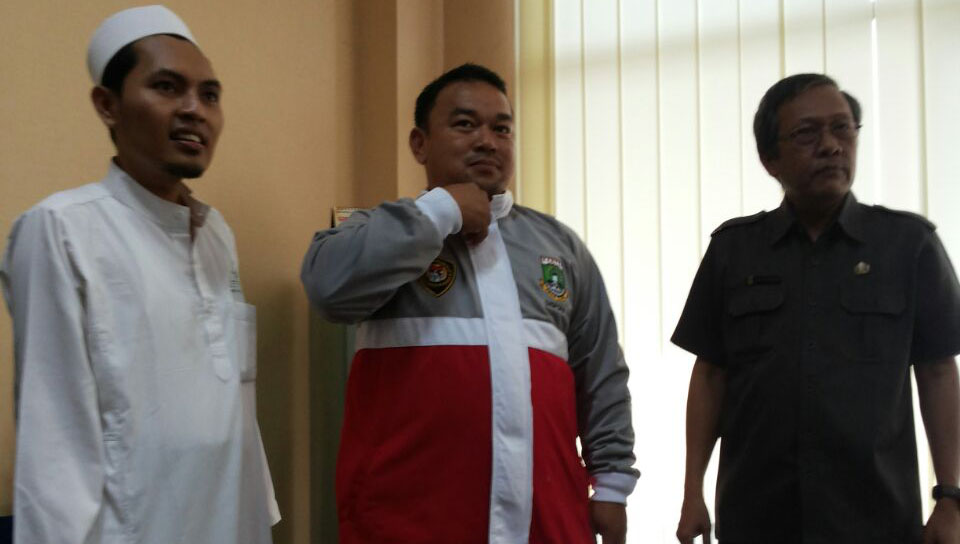 Melalui FPI, Dispora Banten Minta Maaf Soal Jaket Paskibra Bermotif Salib