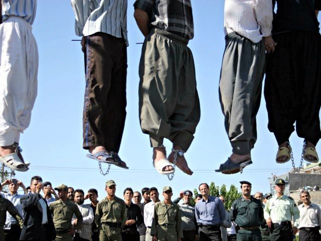 Setelah Disiksa, Iran Eksekusi Hampir 20 Tahanan Sunni