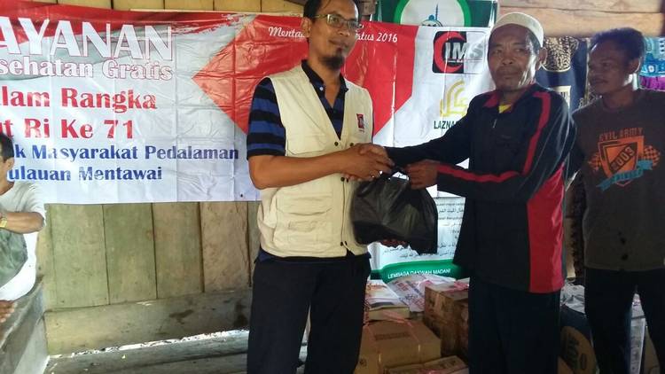 Hari Kemerdekaan, Islamic Medical Service Gelar Layanan Kesehatan di Dusun Mualaf Mentawai