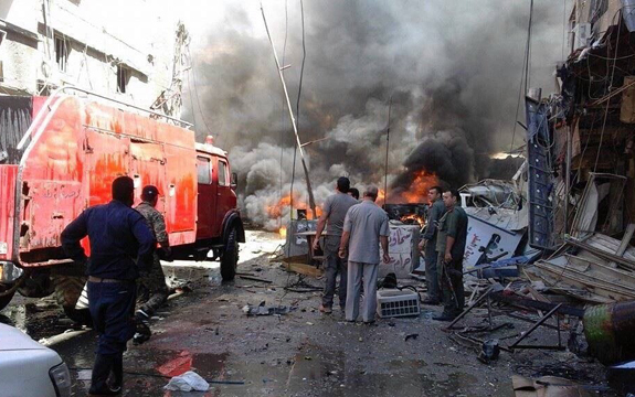 Rezim Syiah Assad Jatuhkan Bom Klorin di Saraqib, Idlib