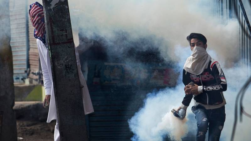 Aparat Rusak Perayaan Idul Adha, Dua Warga Muslim Kashmir Tewas oleh Polisi India