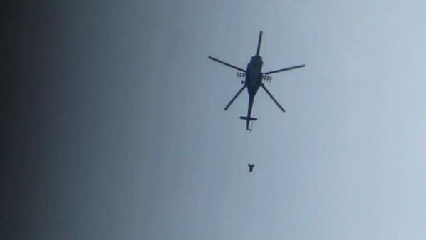 Helikopter Tempur Assad Targetkan Aleppo dengan Gas Klorin