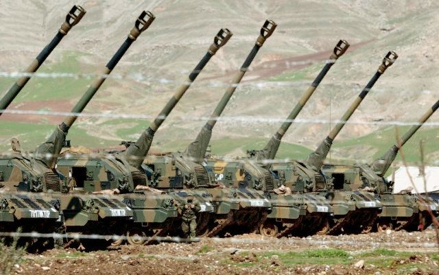 Turki Bombardir 38 Target Militer IS dengan 101 Artileri