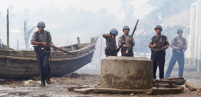 Advokasi Internasional untuk Muslim Rohingya Laporkan Pembantaian Baru sedang Terjadi di Myanmar