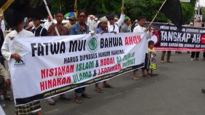 Gelombang Kecaman untuk Ahok Sampai di Semarang
