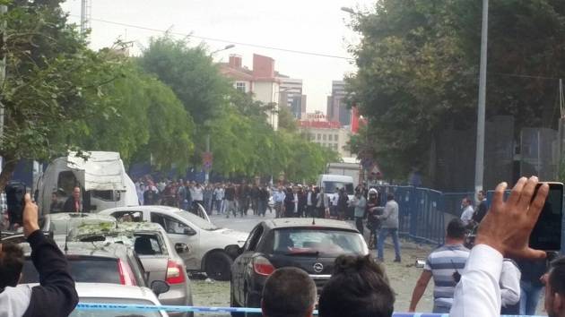 Kantor Polisi di Istanbul Dihantam Bom Motor