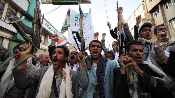 Koalisi Arab Serang Benteng Houthi, Peringatkan Warga untuk Tinggalkan Provinsi Saada