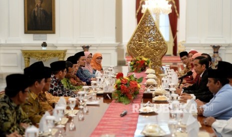 LUIS: Safari Politik Jokowi Berdampak pada Perpecahan Umat Islam