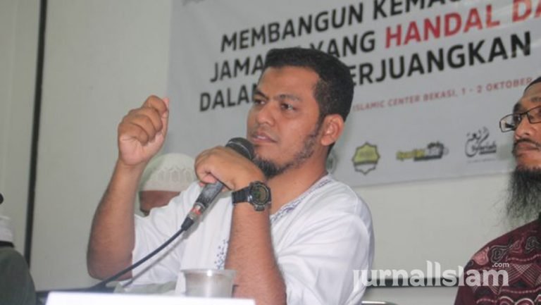 Kedzaliman Merajalela, Ansharusyariah: Negeri Ini Menuju Era Kegelapan
