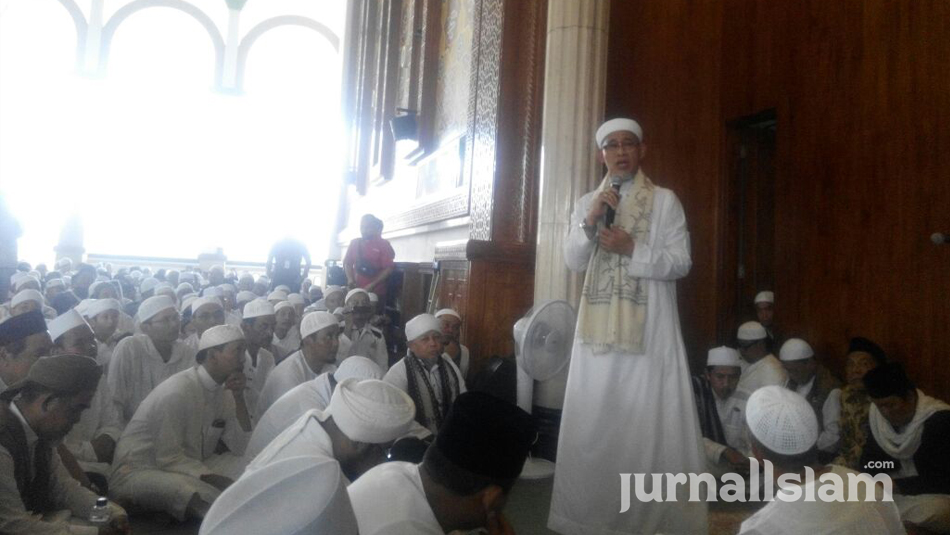 Majlis Az Zikra Adakan Istighosah dan Dzikir Bersama Doakan Keberkahan Indonesia