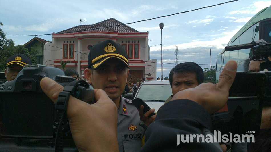 Rombongan Peserta Aksi Bela Islam III dari Tasikmalaya Dikawal Hingga Jakarta