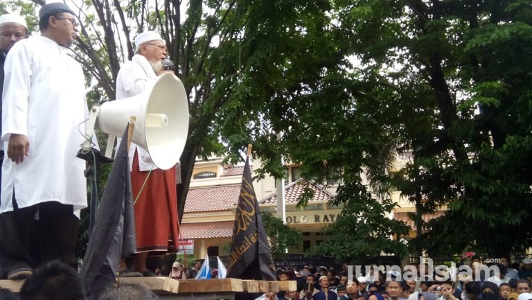 Jika Sudah Dipenjara, Sesepuh Ponpes Ngruki Berharap Ahok Diberi Hidayah