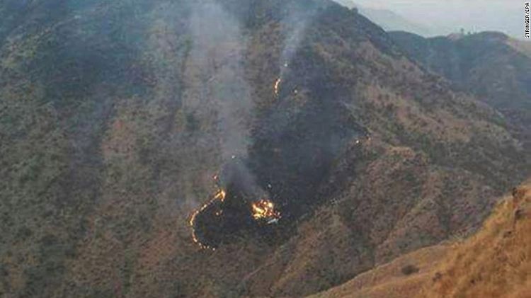 Pakistan International Airlines Nabrak Gunung, Seluruh Penumpang Tewas