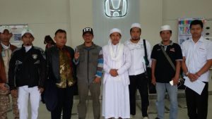 Wajibkan Karyawan Kenakan Atribut Natal, Dealer Honda Jatiasih Ditegur FPI