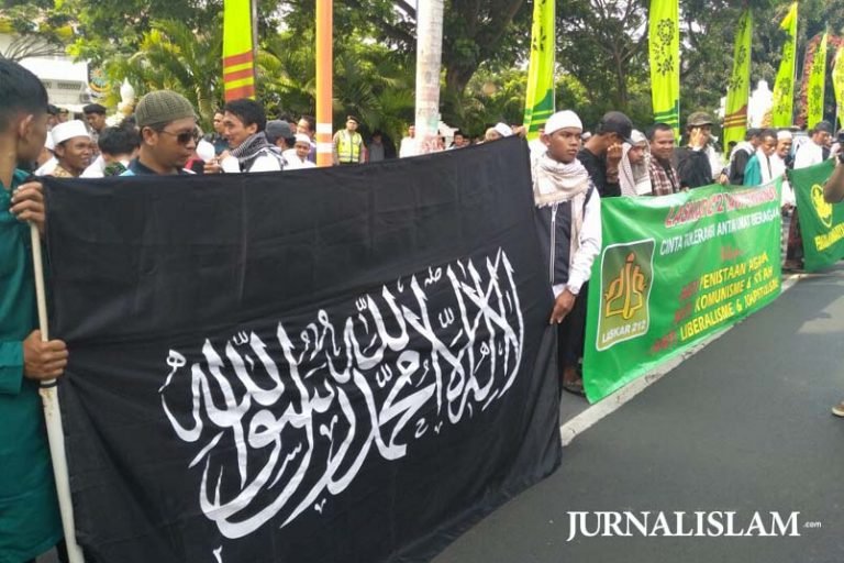 Imbauan Laskar 212 Tentang Toleransi Hingga Bangkitnya Komunisme