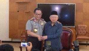 Polri Akan Tindak Perusahaan yang Paksa Karyawan Kenakan Atribut Natal
