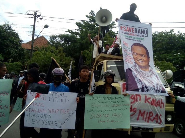 Ribuan Umat Islam Solo Raya Gelar Aksi #SaveLUIS dan #SaveRanu
