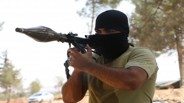 Mujahidin Lembah Barada Gagalkan Serangan Rezim di Rif Dimahsq, Dua Tank Pasukan Assad Hancur