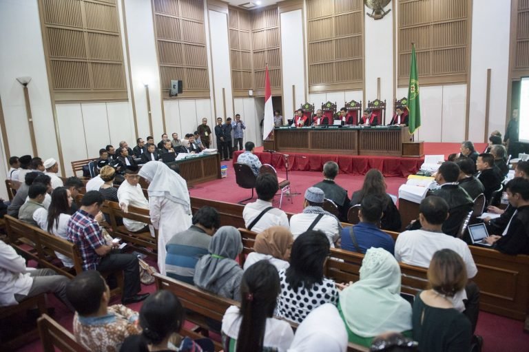 Kriminalisasi Para Saksi Perkara Penistaan Agama