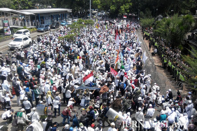 DSKS Akan Fasilitasi 650 Warga Soloraya untuk Aksi Bela Ulama di Monas