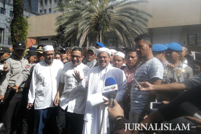 Diperiksa Sebagai Saksi, Habib Rizieq Dicecar 23 Pertanyaan Soal Rectoverso