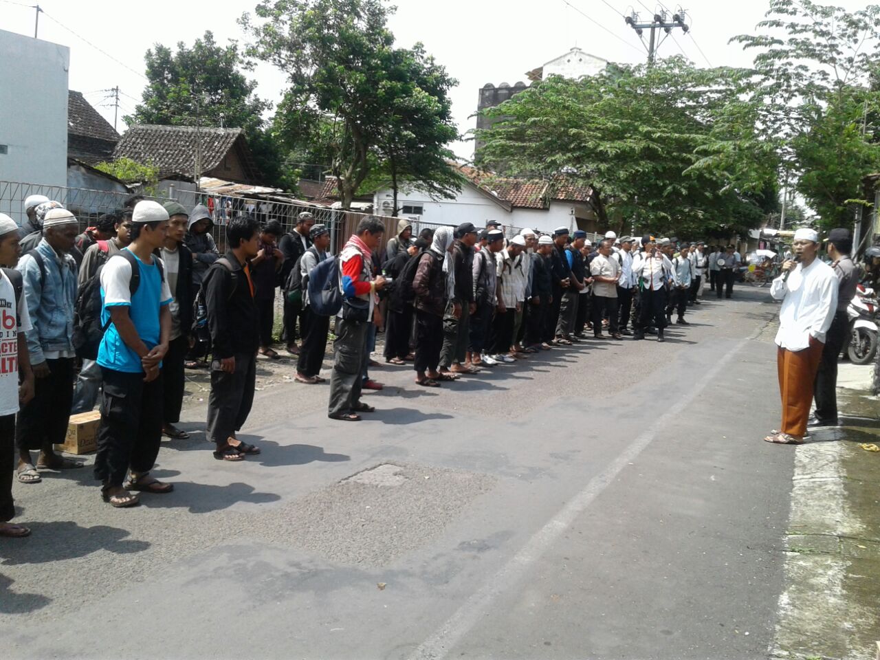 Lepas 650 Umat Soloraya Berangkat #Aksi112 ke Jakarta, DSKS: Bela Ulama dari Kezaliman!