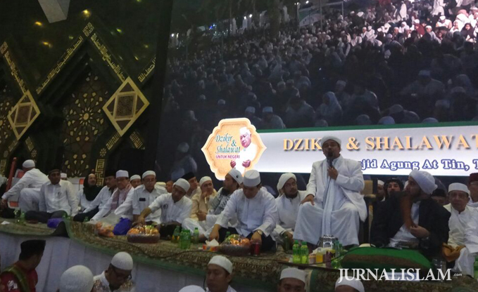 HRS Serukan Revolusi Akhlak Sebelum Revolusi yang Sebenarnya
