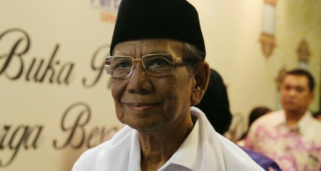 Indonesia Berduka! KH Hasyim Muzadi Meninggal Dunia
