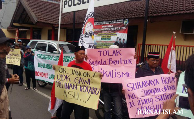 Dituding Radikal, Puluhan Orang Tolak Rencana Kedatangan HRS di Masjid Sunan Ampel Surabaya