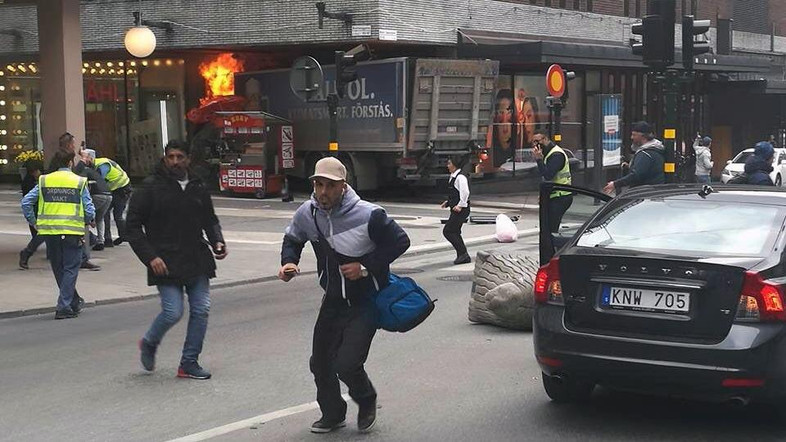 Serangan Truk di Swedia, 4 Tewas dan 12 Terluka