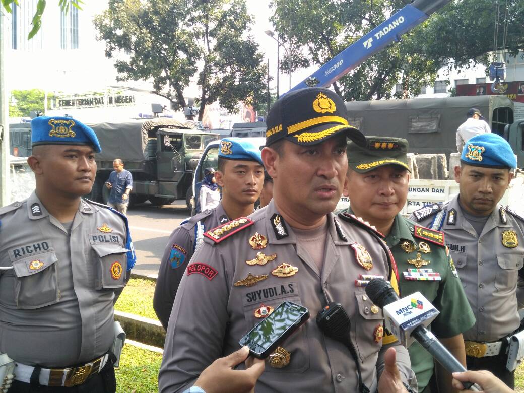 Kapolres Jakpus: Sebanyak 10.500 Personil Kami Turunkan untuk Aksi Simpatik55