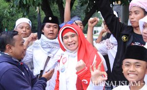 Persekusi Terhadap Neno Warisman Ancam Masa Depan Demokrasi
