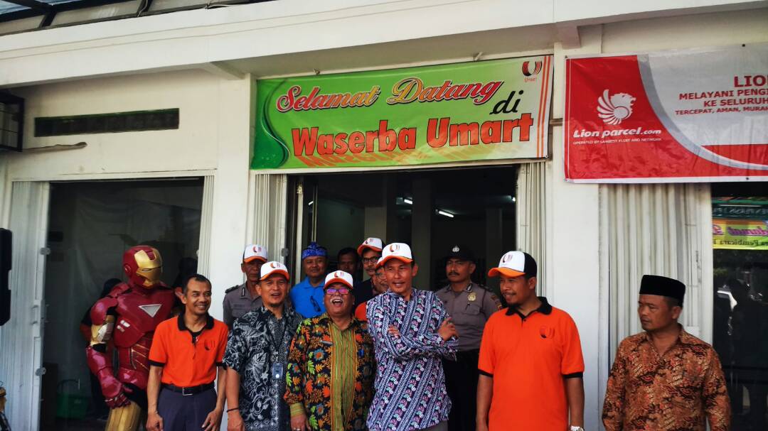 Umat Mart, Mahakarya Kombinasi Masyarakat Elit dan Alit