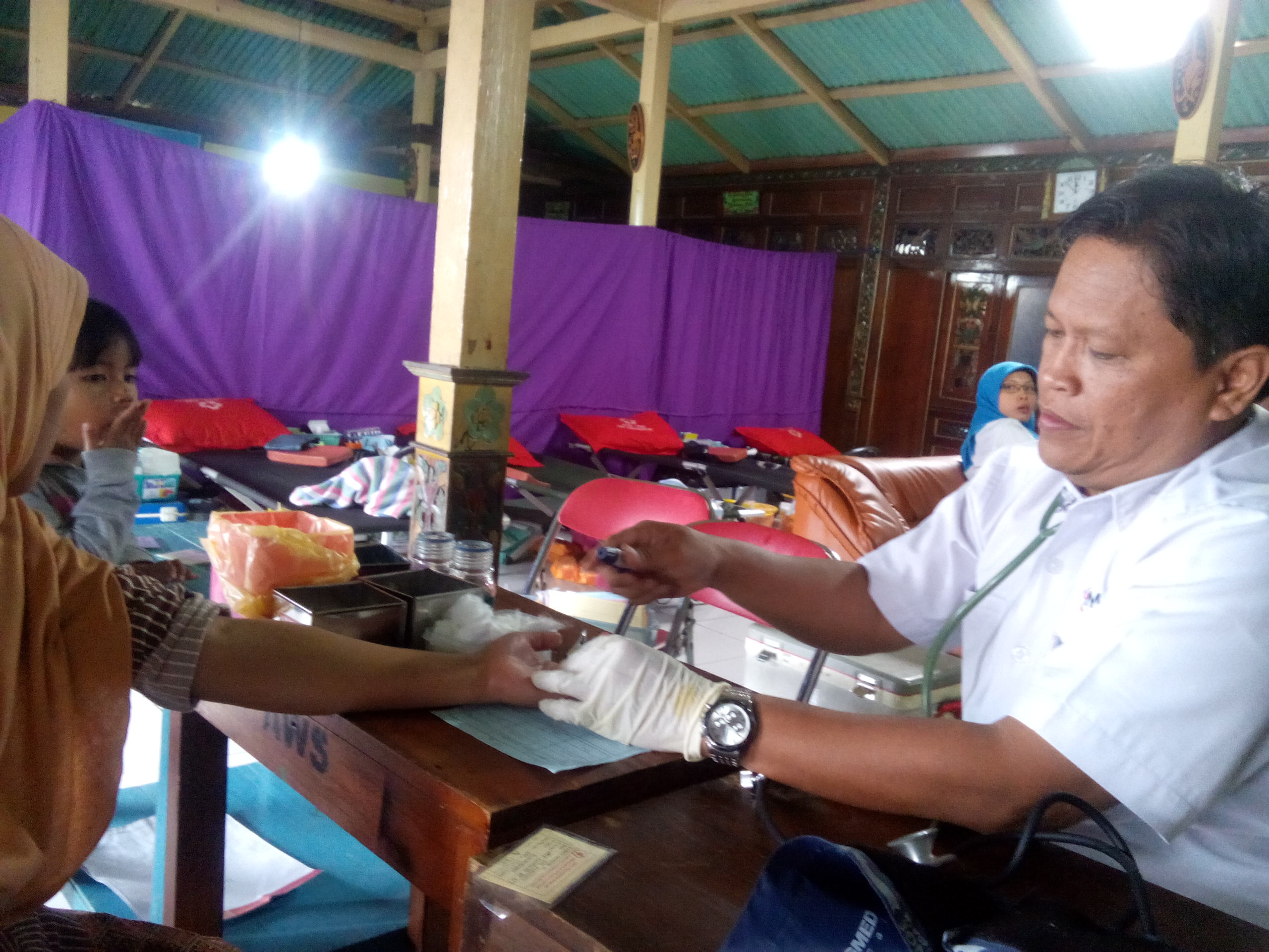 ECR dan Forum Keluarga Arrahmah Karanganyar Kembali Gelar Donor Darah