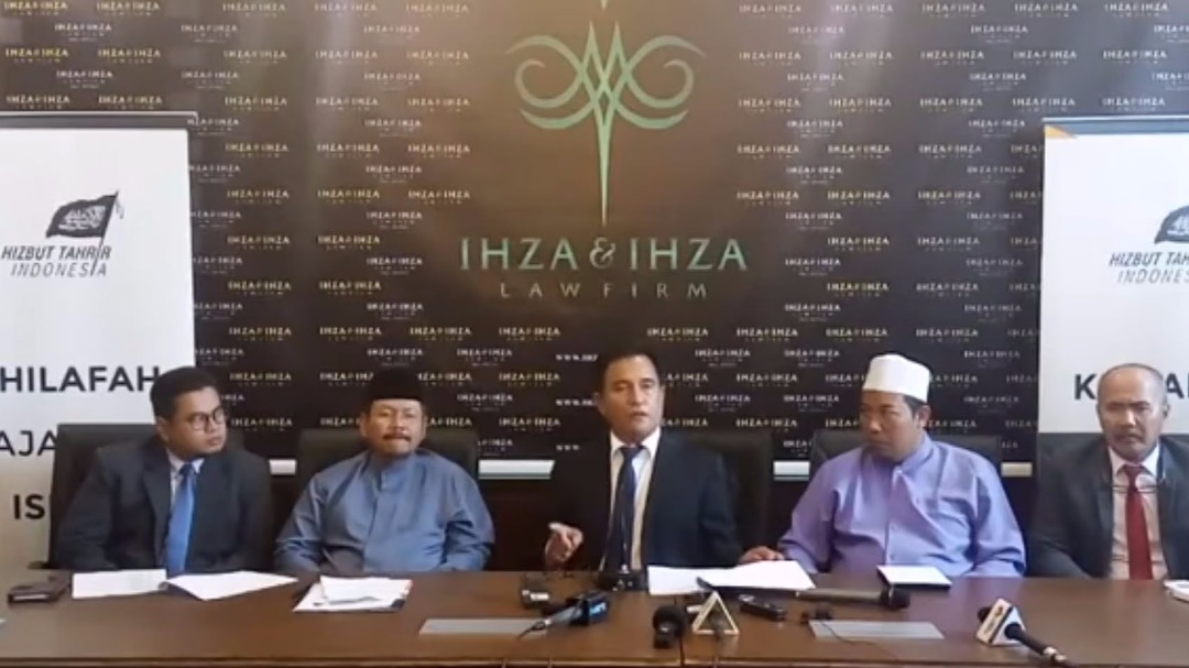 Soal HTI, Yusril Ingatkan Jokowi Agar Jangan Jadi Diktator