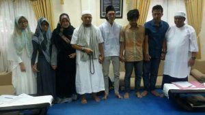 Penghinanya Datang ke Az Zikra, Ini Jawaban Mengagumkan Ustadz Arifin Ilham