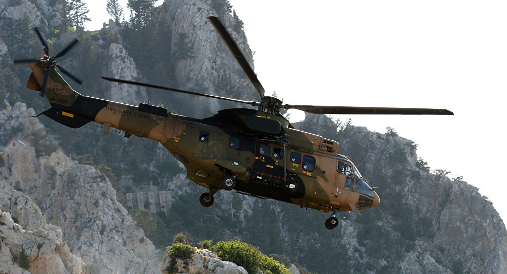 Helikopter Militer Turki Tabrak Kabel Listrik Tegangan Tinggi, 13 Tentara Tewas